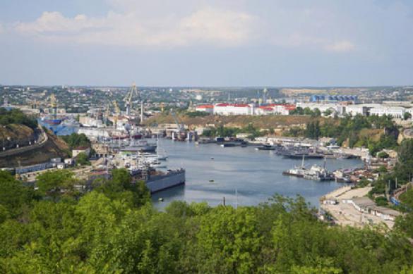 Putin turns Crimea and Kaliningrad into two unassailable fortresses. 62509.jpeg