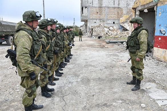 Putin arrives on Hmeymim airbase in Syria, orders withdrawal of Russian troops. 61654.jpeg