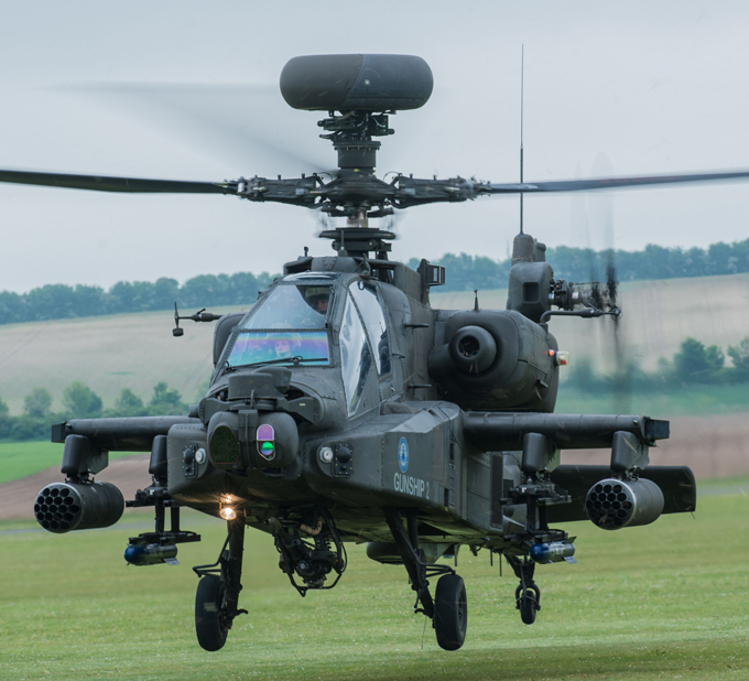 AH-64 Apache: Flying tank killer