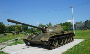 Newly modernised outdated Soviet tank T-62 raises eyebrows in the West