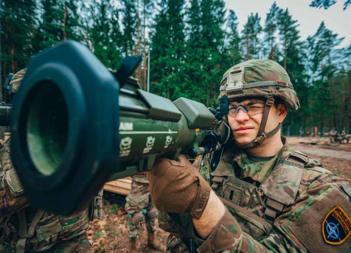 Ukraine admits NATO prepares for war over Crimea