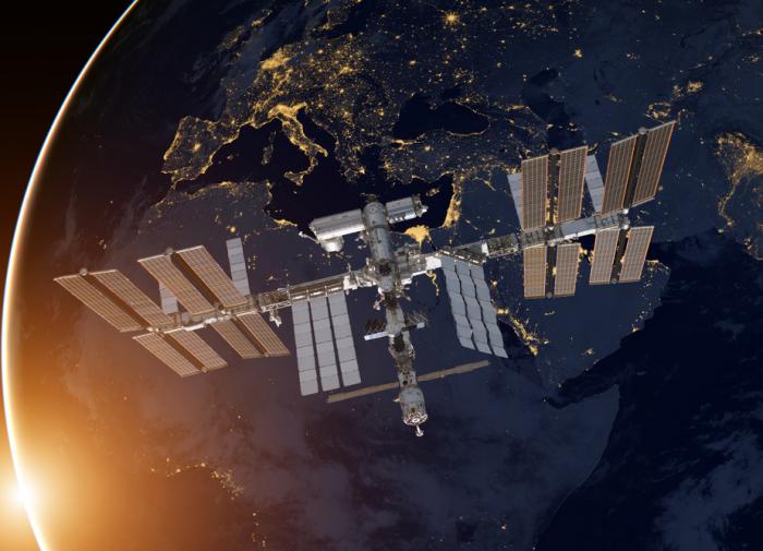 Russia gets involved in the new space race