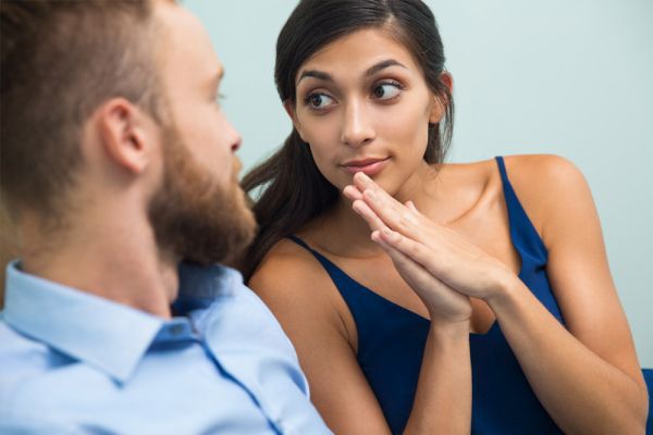 Четыре способа разоблачить мужчину, который пытается что-то скрыть