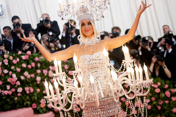 Met Gala 2019 в честь Сонтаг