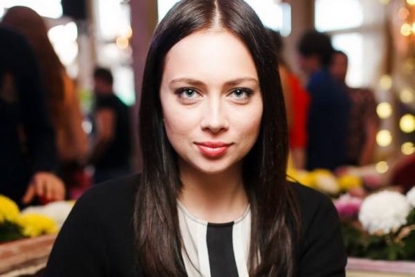 Настя Самбурская о дружбе