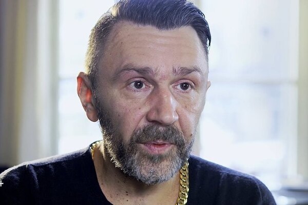 Шнуров посоветовал жителям России не читать книги