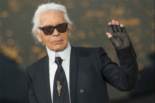 Chanel провели встречу в честь Лагерфельда