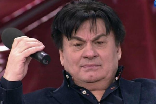 Певец Александр Серов хочет взыскать с ток-шоу